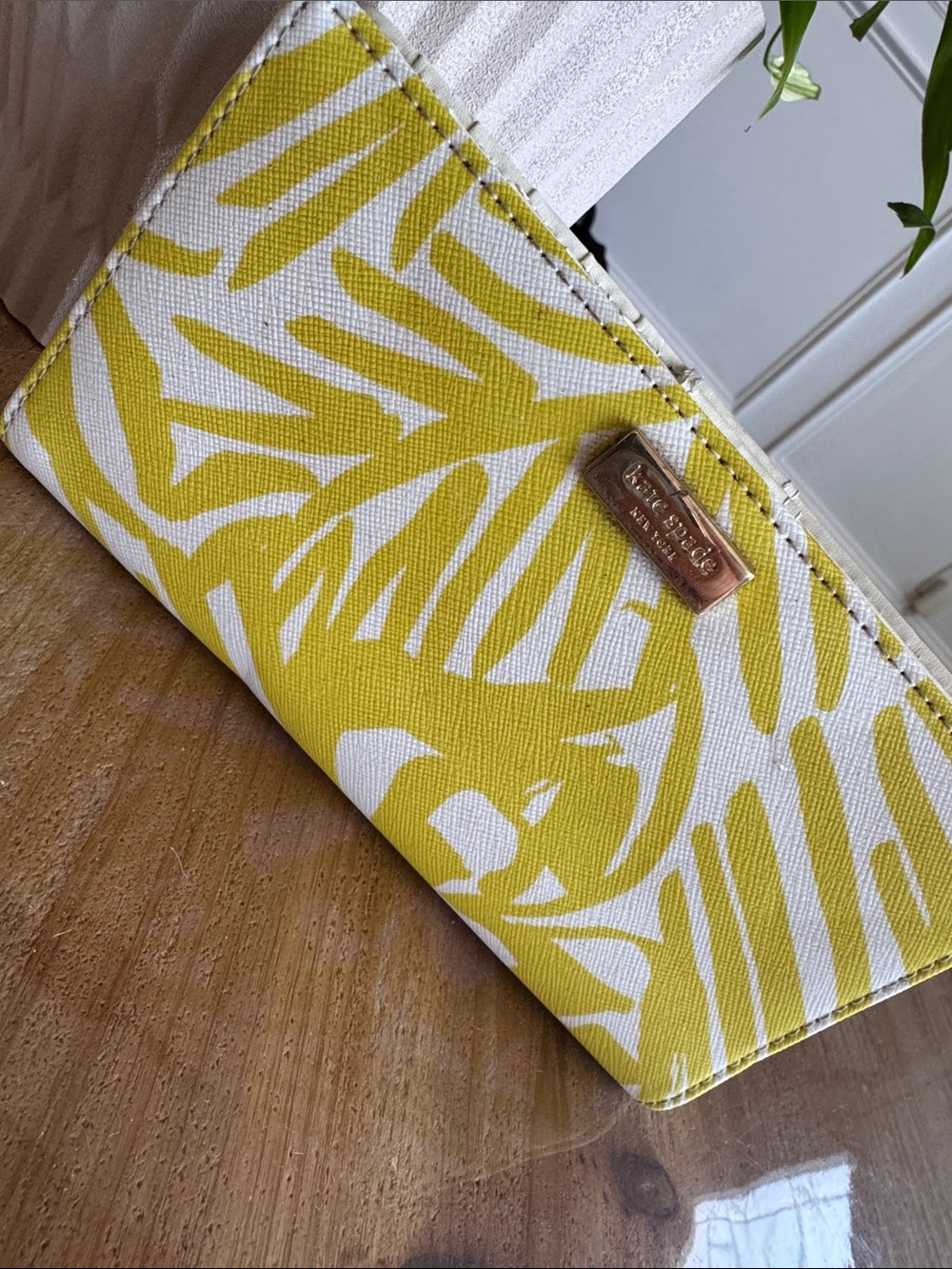 kate spade Yellow and White Palm-Print Zip Wallet